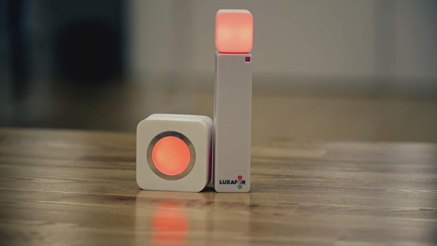 LUXAFOR Switch – Wireless LED Status Light – Availability Indicator ...