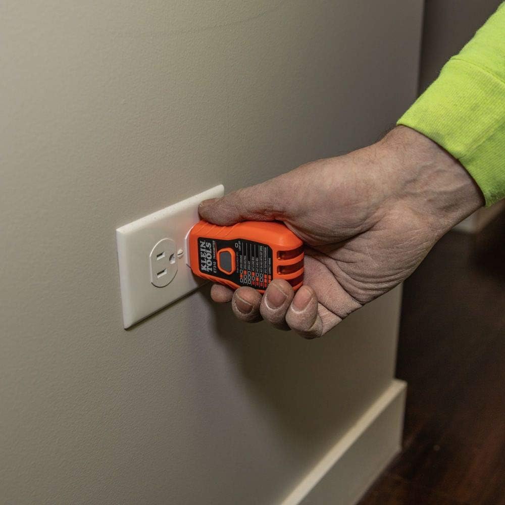 Klein Tools ET310 AC Circuit Breaker Finder with Integrated GFCI Outlet Tester - - 