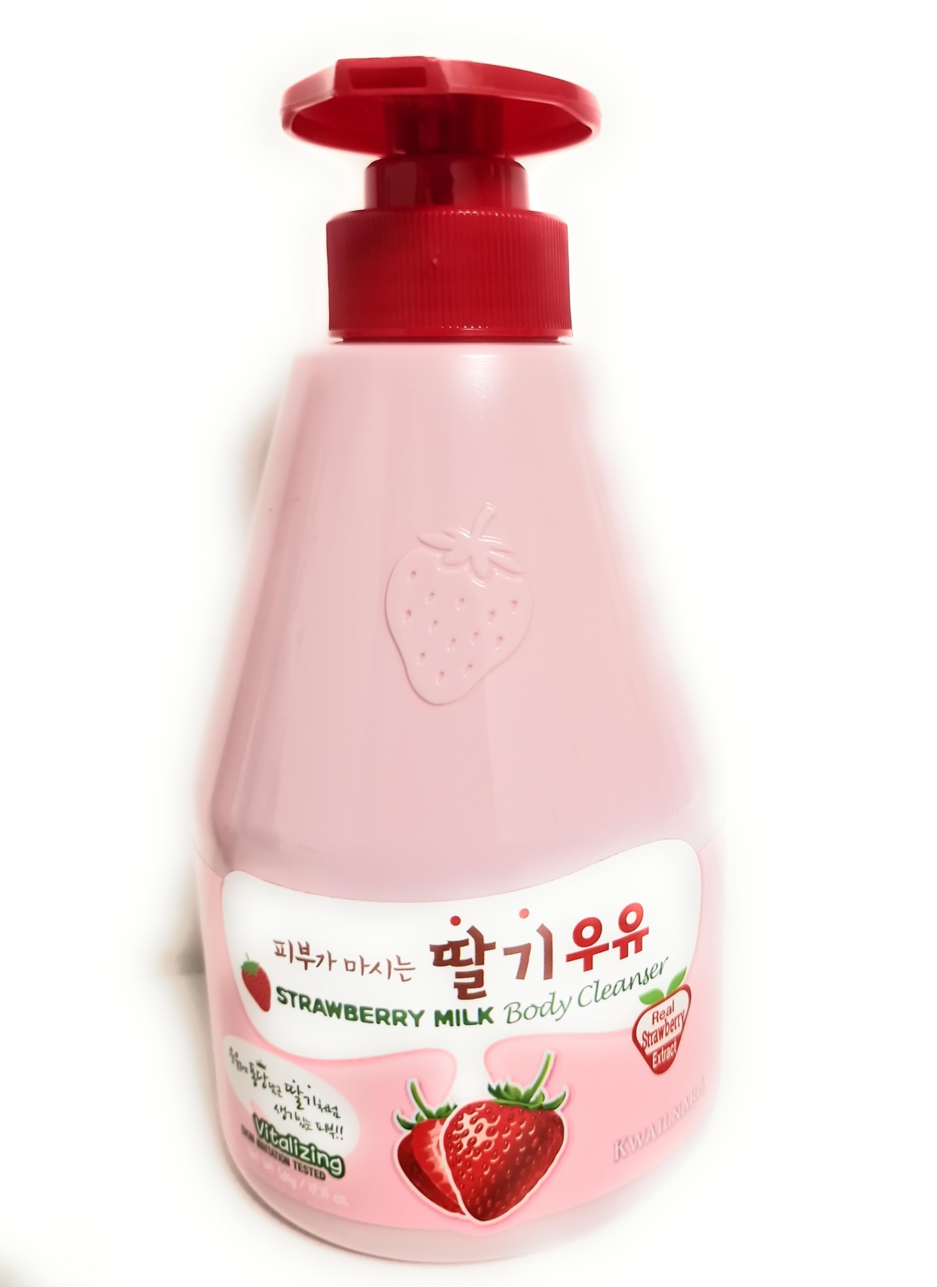 KWAILNARA Strawberry Milk Body Cleanser 560g | Korean Moisturizing Body Wash with Milk Protein & Strawberry Extract | Hydrating, Brightening, Nourishing Daily Shower Gel for Soft Smooth Skin