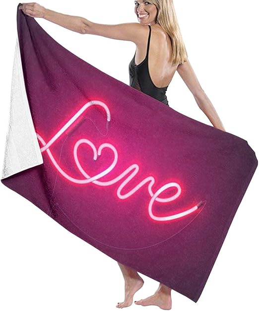 Amazon Com Qwed The Word Love With Heart On Dark Background