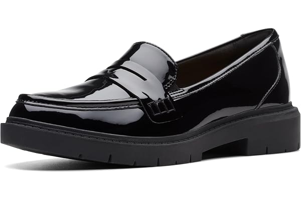 Clarks Womens 26174452 Loafer