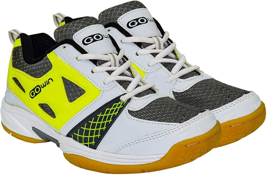 qu tennis shoes