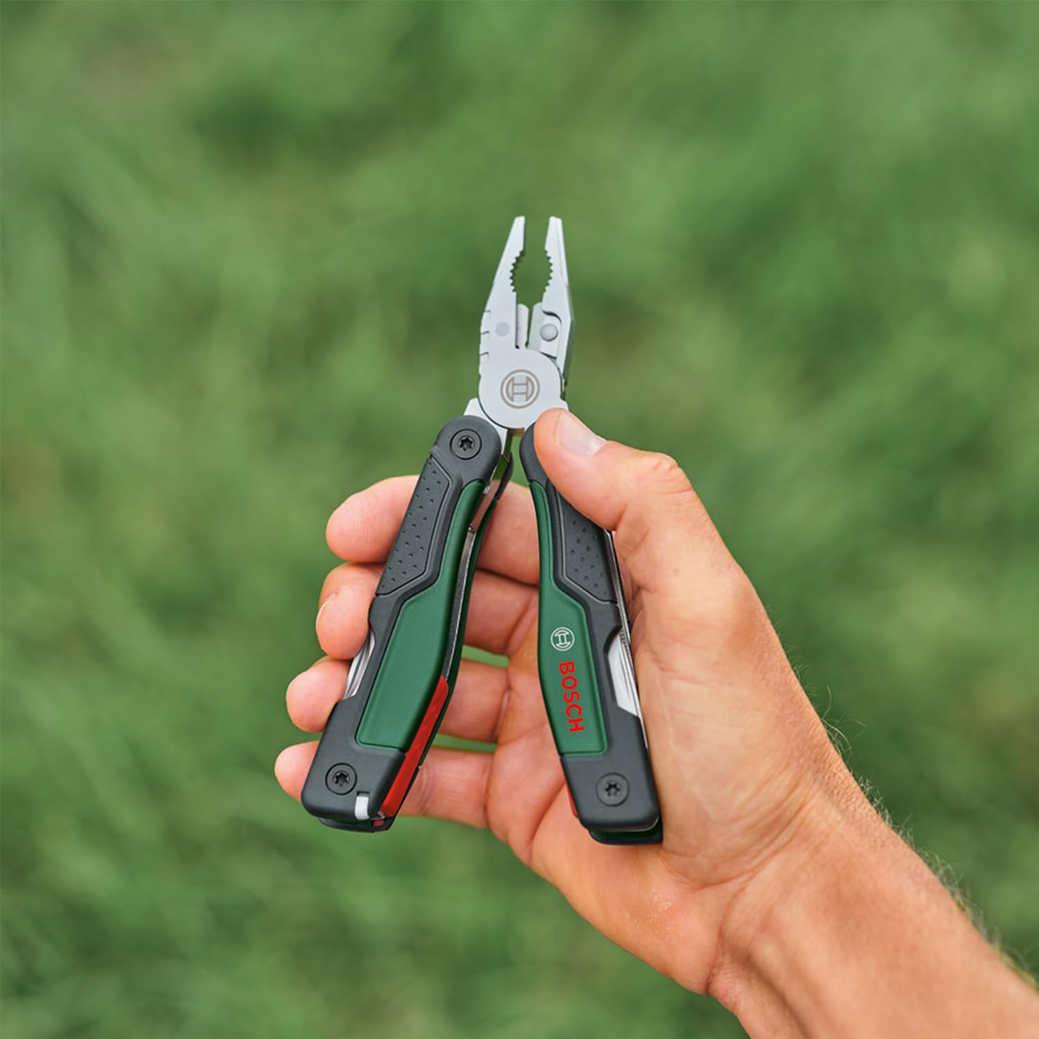 Bosch 16-in-1 Multi-Tool (Multifunktionswerkzeug zum Heimwerken, Outdoor und Camping; Edelstahl; Verriegelungsfunktion; Softgrip; 16 Funktionen: Zange; Schraubendreher; Messer; Säge, usw.) 2