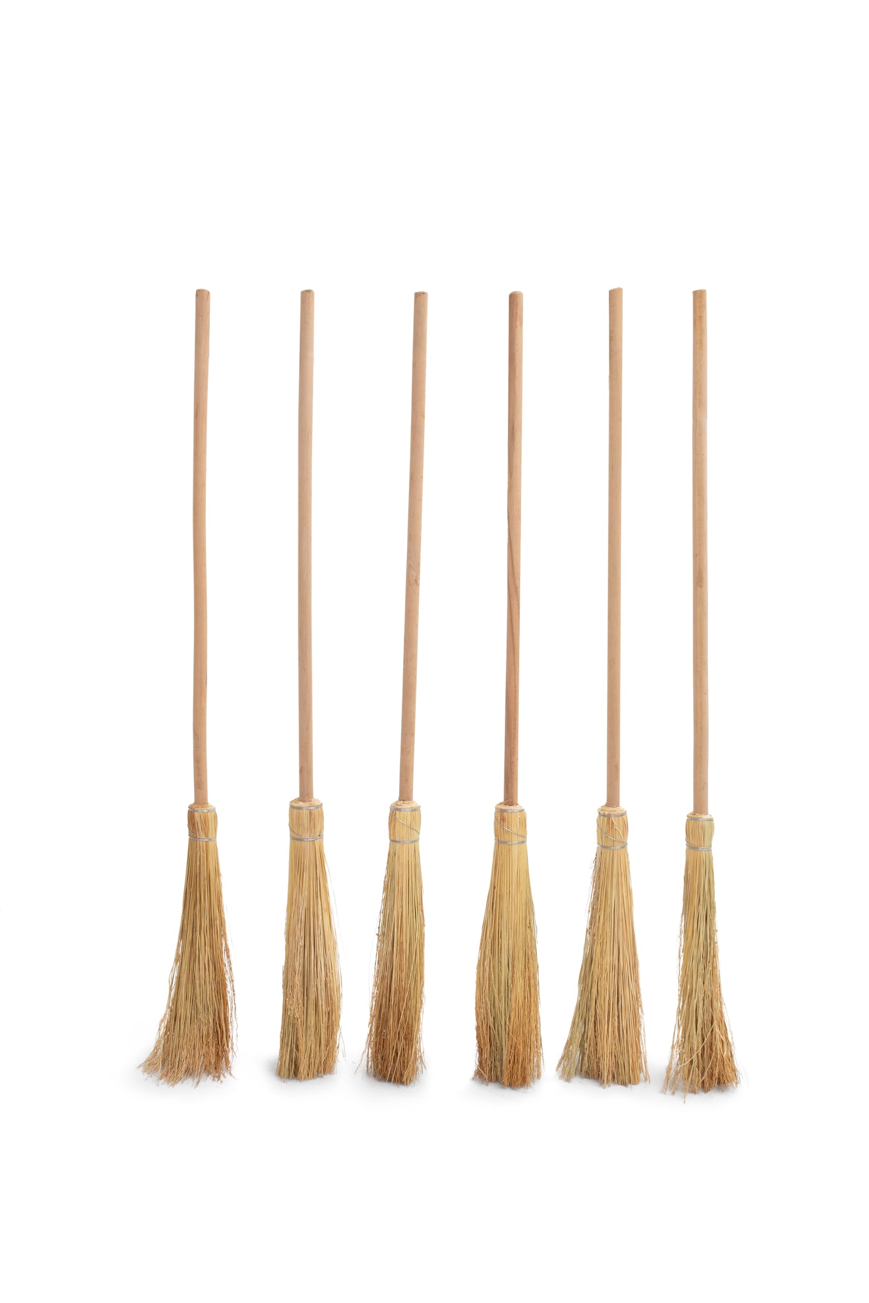 Mendi 6 Natural Withes Broom 49"