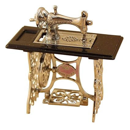 EDTara Retro Mini Metal Sewing Machine Modeling Toy for 1:12 Doll House Accessories