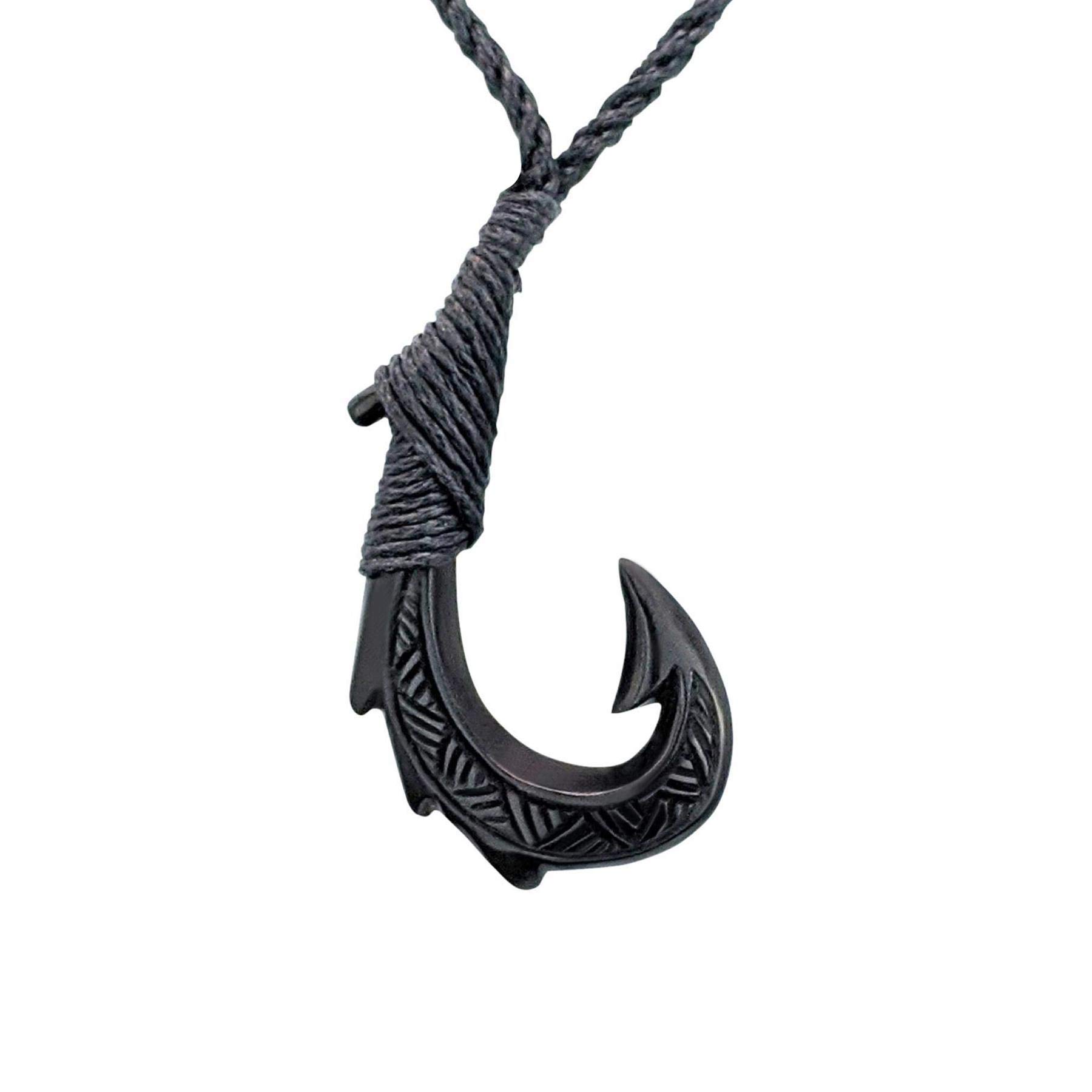 81stgeneration Hand-Carved Horn Large HEI Matau Pendant with Engraved Triangle Pattern - Men's Taonga Surfer Accessory - Tribal Maori-Style Fish Hook Necklace - Natural Jewellery for Women
