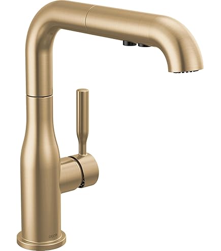 Delta Daneri Brushed Gold Kitchen Faucet with Pull-Out Sprayer