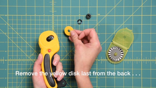 1 Olfa+Deluxe+Handle+Rotary+Cutter