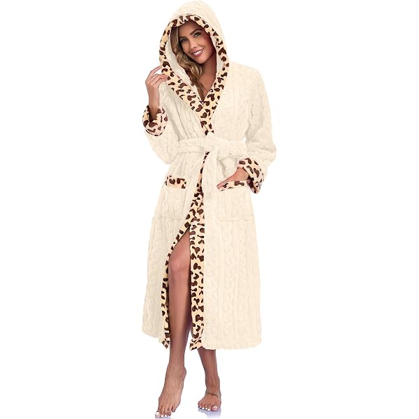 Bearberry Leopard Print Robe - Cozy Hooded Plush Bathrobe With Pockets For Women