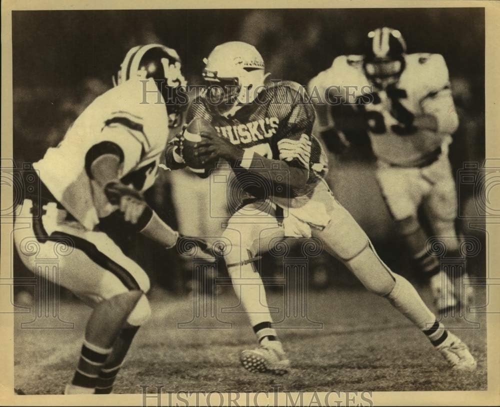 Historic Images 1982 Press Photo Eric Tennessee, Holmes High School Football Player at Game 8 x10 in