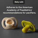 Tommee Tippee Ultra-Light StayPut Day and Night Dummies 0-6m 4-Pack view 6