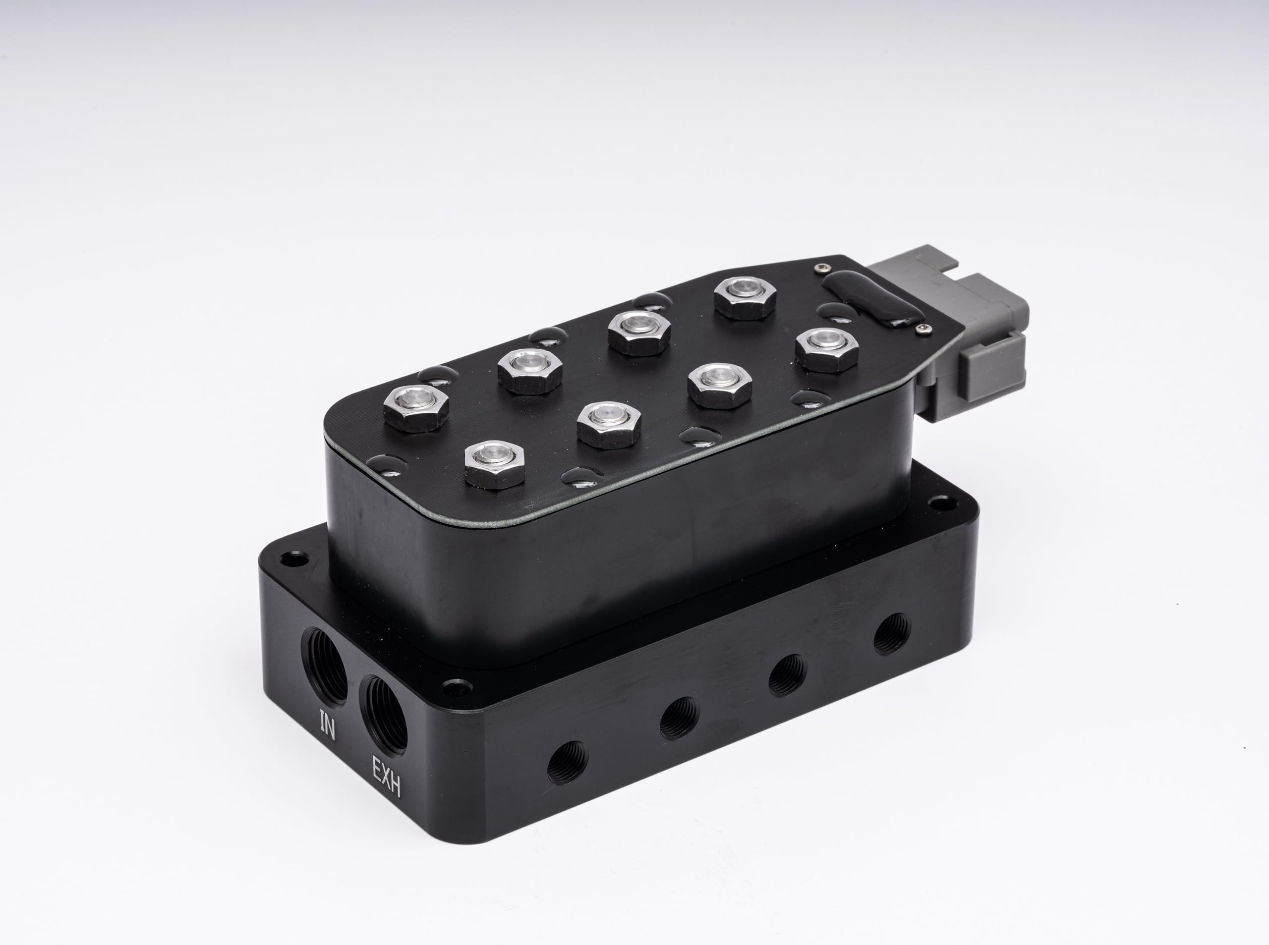 Photo 1 of SLGPC 4-Corner Block VU4 3/8NPT 220psi 12V Air Ride Suspension Manifold Solenoid Valve