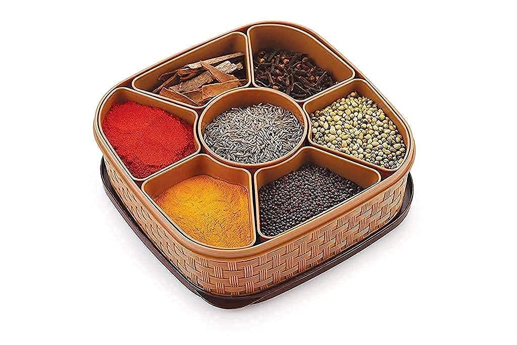 CALIST Plastic Masala Rangoli Box 7 Sections 700 ml Garam Masala