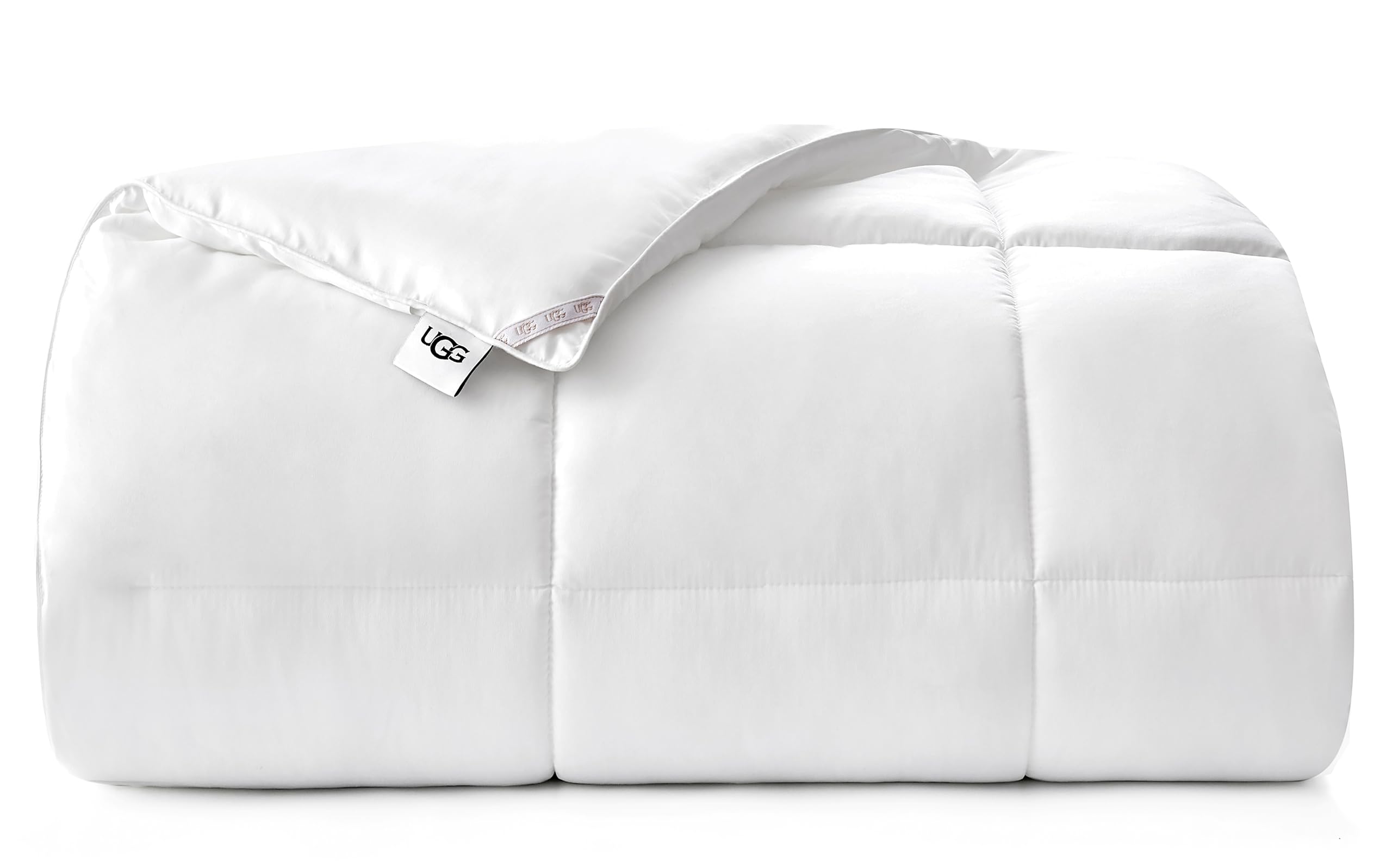 Photo 1 of UGG Danielle Full/Queen Comforter Duvet Insert Cooling Lightweight Down Alternative Hypoallergenic Washable Quilted Fluffy Comforter Blanket with Corner Tabs for Duvet Cover, Full/Queen, Bright White