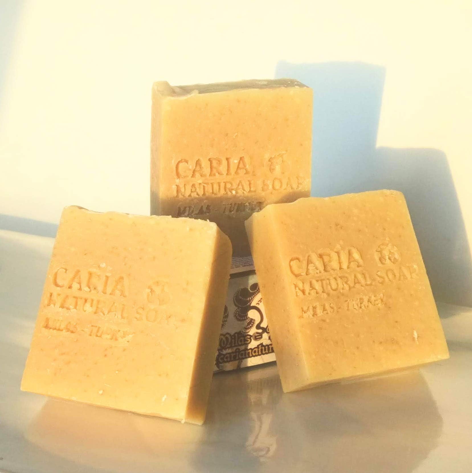 Caria Natural Soap Oatmeal and Goat's Milk Soap Bar with Olive Oil, Raw Honey & Sweet Almond Oil. Soothing and moisturising. Handmade in Turkey (3 bars)