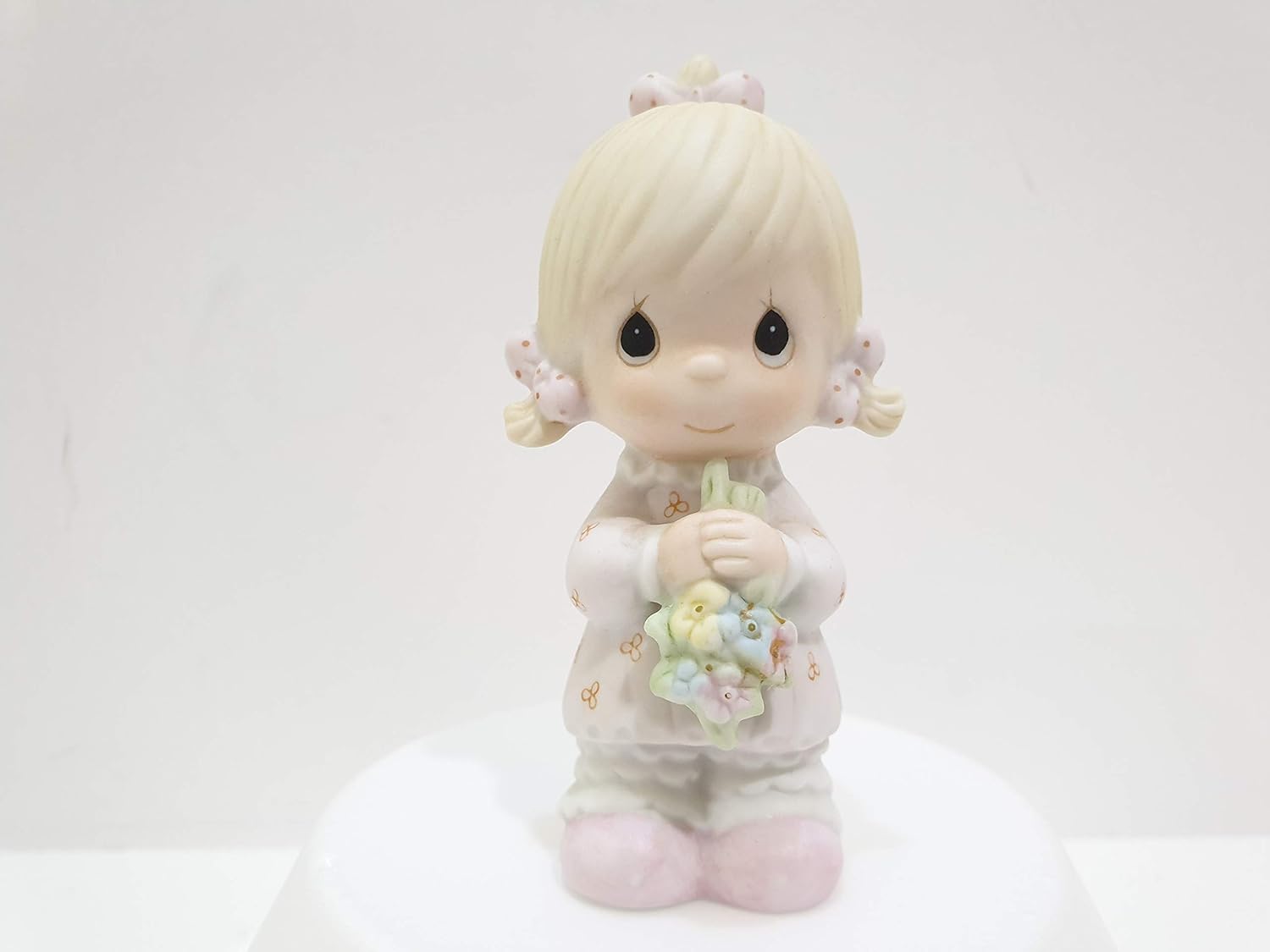 Flower Girl Figurine 