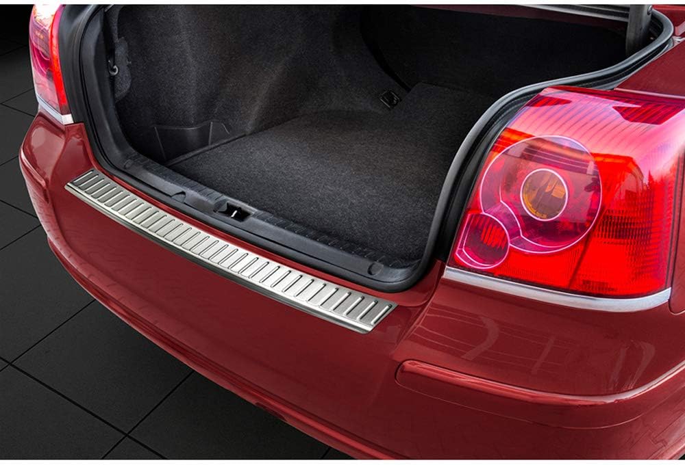 Avisa Black Mirror Stainless Steel Rear bumper protector compatible with Mercedes E-Class W212 Kombi 2013-2016 'Ribs' - Image 3