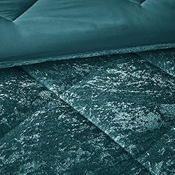 Intelligent Design Queen Comforter Set, Velvet