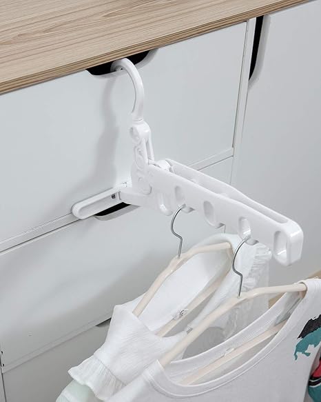 Amazon Co Jp 部屋干し ハンガー 室内干し 日式 洗濯 物干し ハンガー 5連ハンガー オシャレ タオル しっかり 省スペース 服ウィンドウ フレームハンガーホーム 収納仕上げ格納式 屋内 乾燥ラック 丈夫 便利 室外 使いやすい 耐久 滑り止め フック ハンガー 窓枠 洗濯