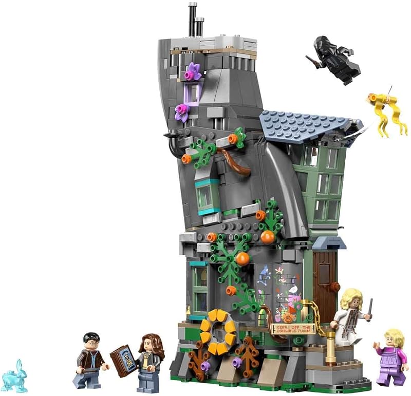 Harry Potter Luna Lovegoods Haus - Modellbau mit Leuchtstein und 5 Minifiguren - Baukasten DIY Deko fürs Schlafzimmer - Kreatives Geschenk für Mädchen, Jungen und Fans ab 10 Jahren - 76467 — Foto 4 von 8
