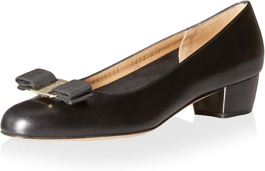 salvatore ferragamo vara bow pump