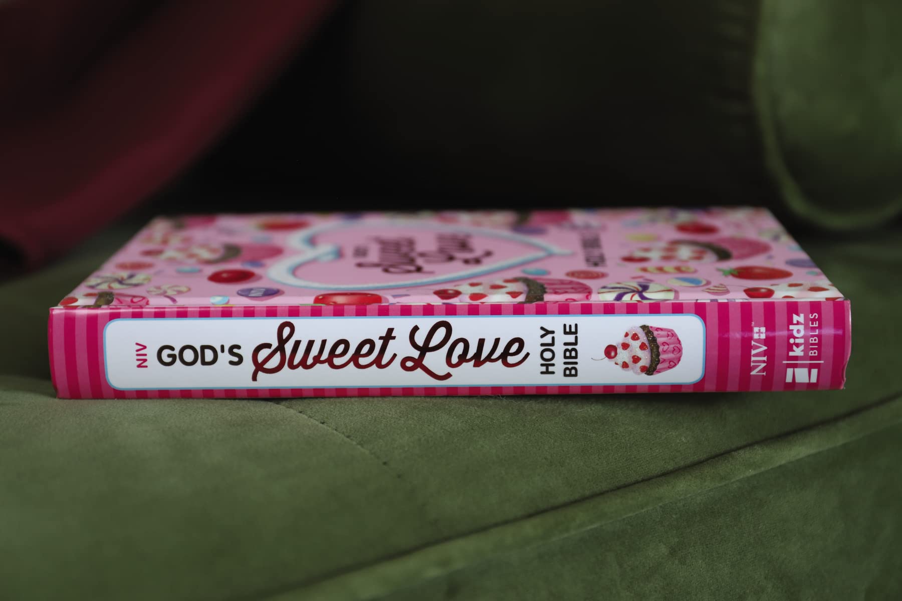 NIV, God's Sweet Love Holy Bible, Hardcover, Comfort Print