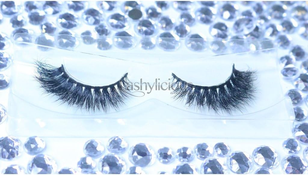 The Lucsious Set By Lashylicious Eyelashes 100% Mink Cruelty Free. Natural With Super Felxible Band and Useable 20+ times - Thick Fake lashes Extensions