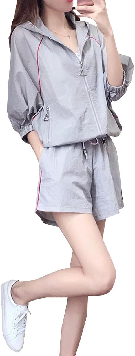 Amazon Duwei ドゥウェイ レディース 可愛いスポーツウェア 半袖 上下 スーツ フード付き パーカー チュニック バドミントンウェア 運動着 二点セット テニスウェア セットアップ ルームウェア スーツ 通販