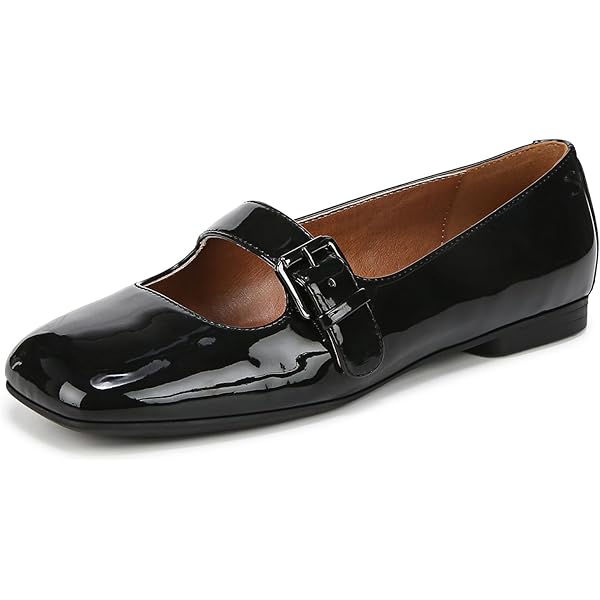 Amazon.com | LifeStride Womens Celine Loafer Black 5 M | Flats