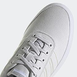 adidas Women's VULCRAID3R Skate Shoe, Dash