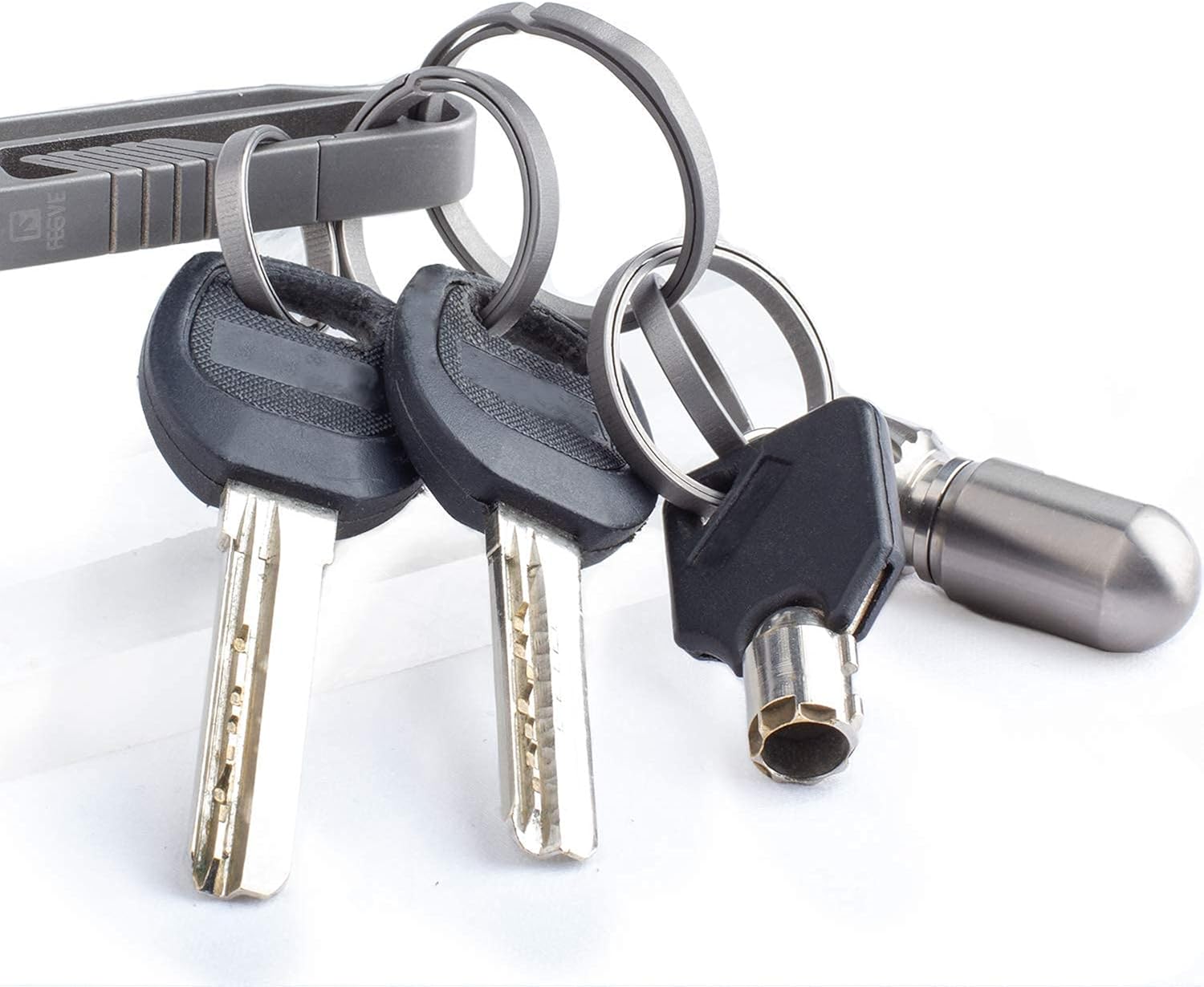 TISUR Titanium Side-Pushing Key Rings, Wisely Group Your Key, 3 Size Choices at  Men’s Clothing store