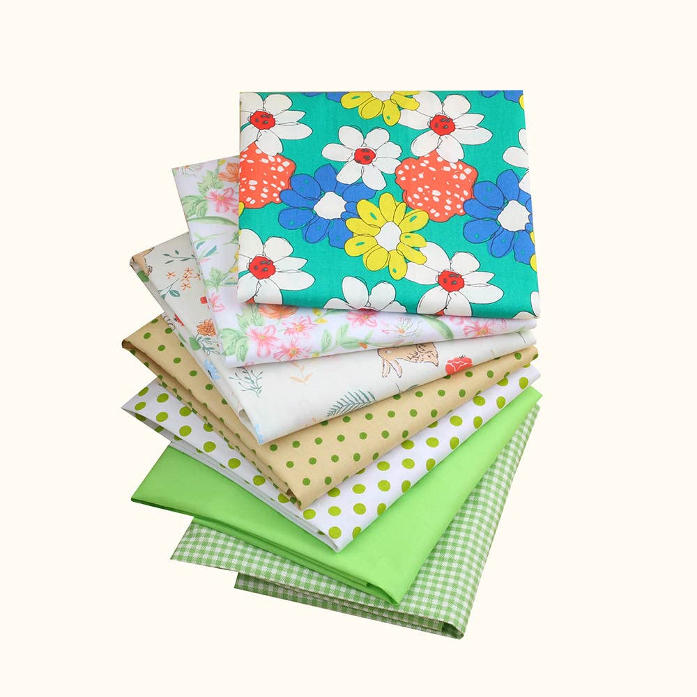 CraftsFabrics 7pcs 40 * 50cm (16x20inch) Floral Printed Cotton Fat Quarters Bundle (for Quilting, Scrapbooking, Sewing, Arts & Crafts, Baby Clothing, Nursery, DIY Projects, Collage), Green