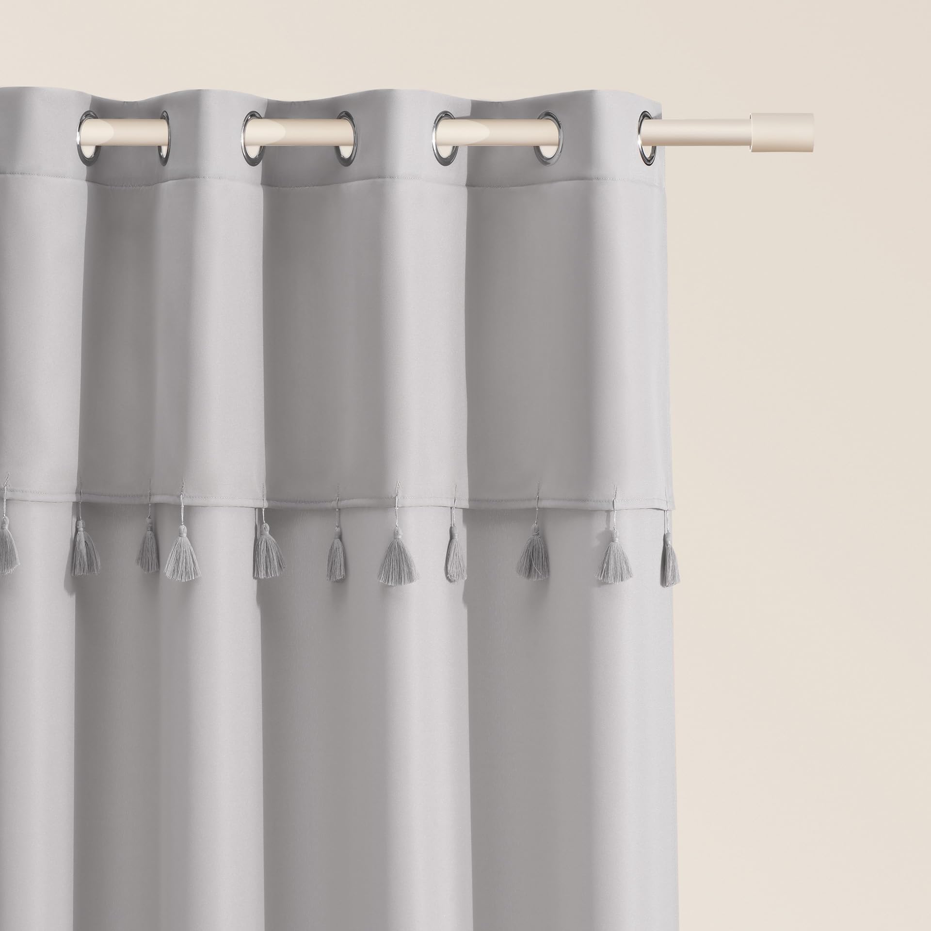 ROOM99 Astoria Curtain with Silver Eyelets, 140 x 280 cm, Width x Height Sliding Curtains, Modern Curtain, Living Room, Bedroom, Light Grey, Pack of 1