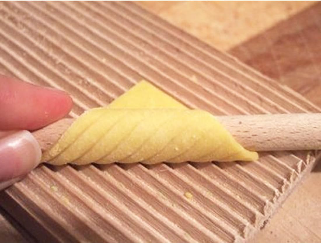 Eppicotispai Garganelli and Gnocchi Stripper with Paddle, Natural Beechwood, Brown: Kitchen & Dining