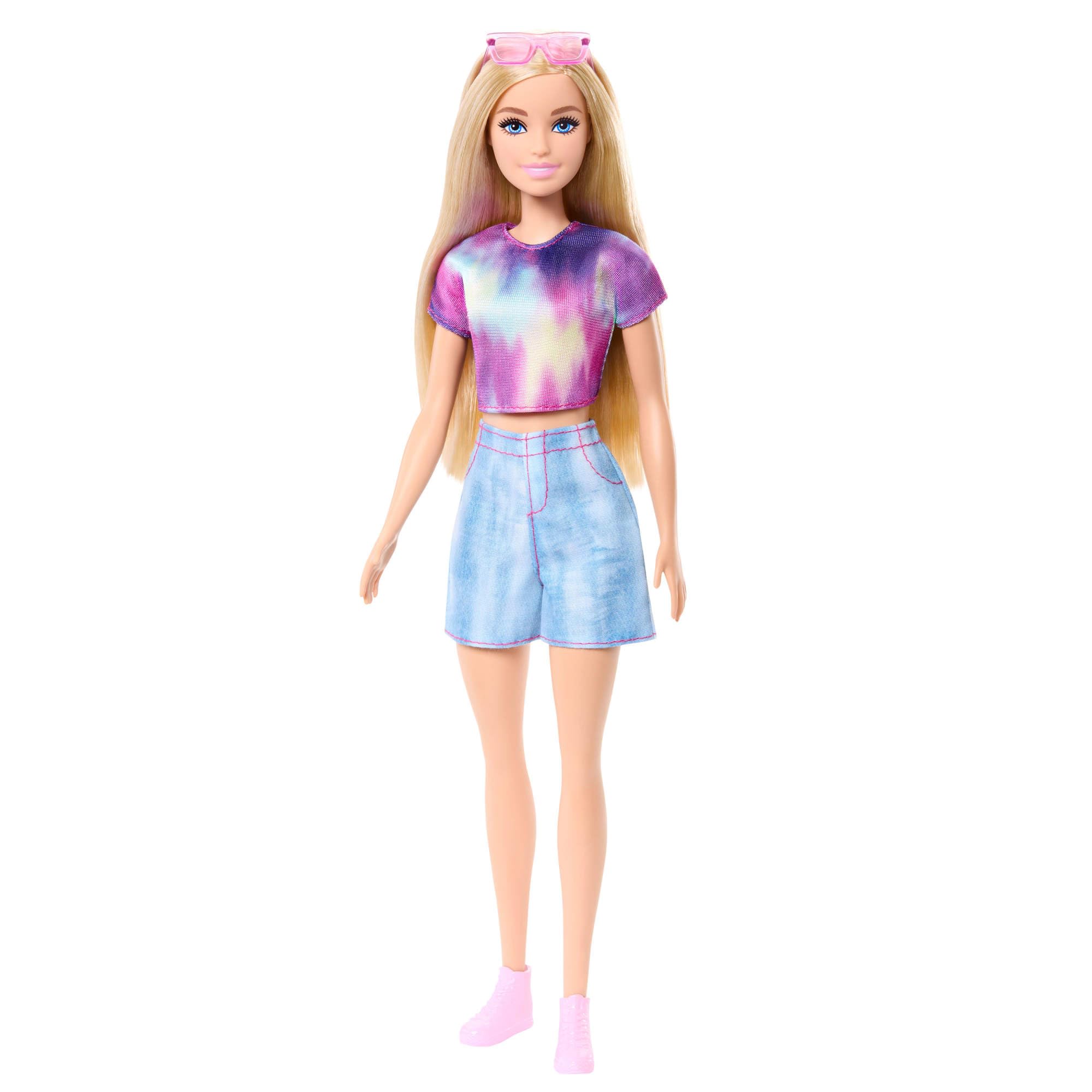 Barbie Mysteries: Beach Detectives Barbie Malibu Modepuppe mit unverkennbarem Outfit zum An- und Ausziehen und Accessoires, inklusive Sonnenbrille, JFV63