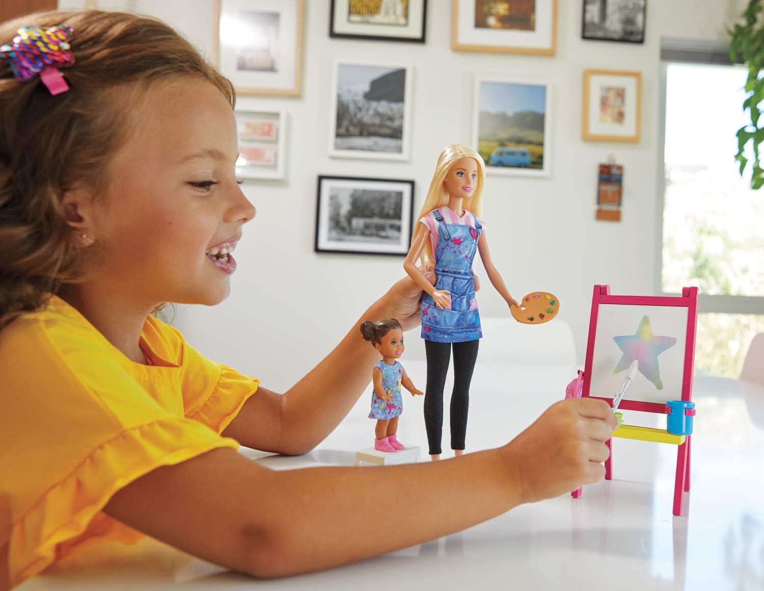 barbie art teacher