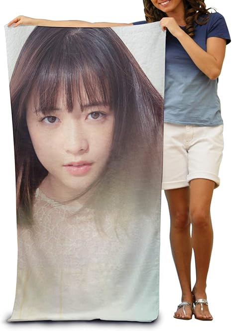Amazon Co Jp 新品 大原櫻子 大人 スポーツバスタオル ビーチバスタオル スイムタオル フェイスタオル 大判 柔らか 速乾 ホテルスタイル タオル 特徴的な ビーチマット 吸水性 海水浴 抗菌防臭 ホーム キッチン