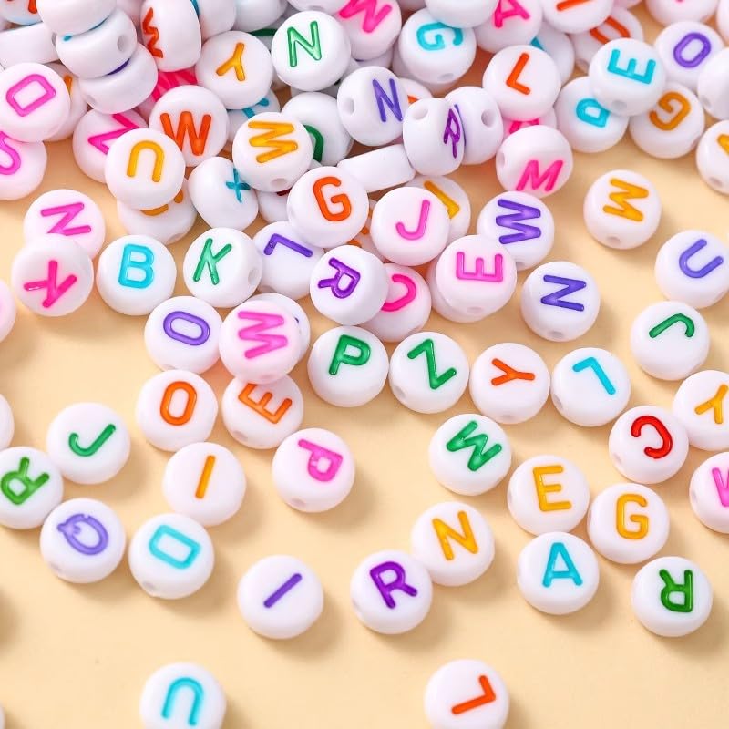HERZWILD 500pcs Letters Beads 5×10mm White Round Acrylic Alphabet Colorful Letters Beads for Jewelry Crafts (Color-White)