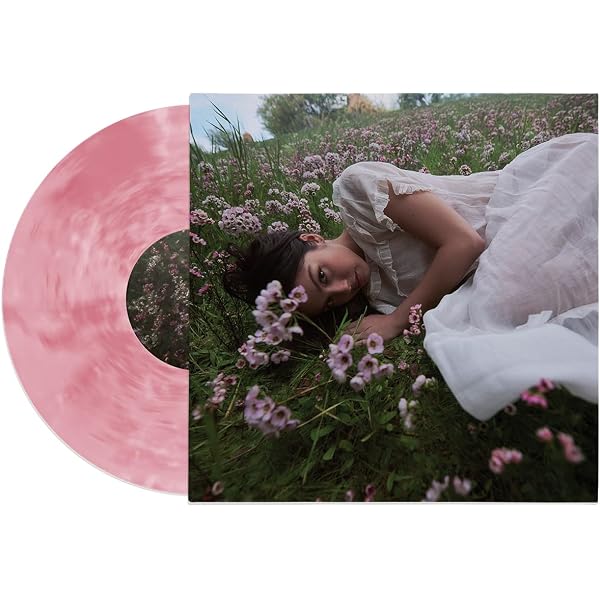 Amazon.com: Rosé 1st Album [ROSIE] VINYL (BAND COVER): CDs & Vinyl