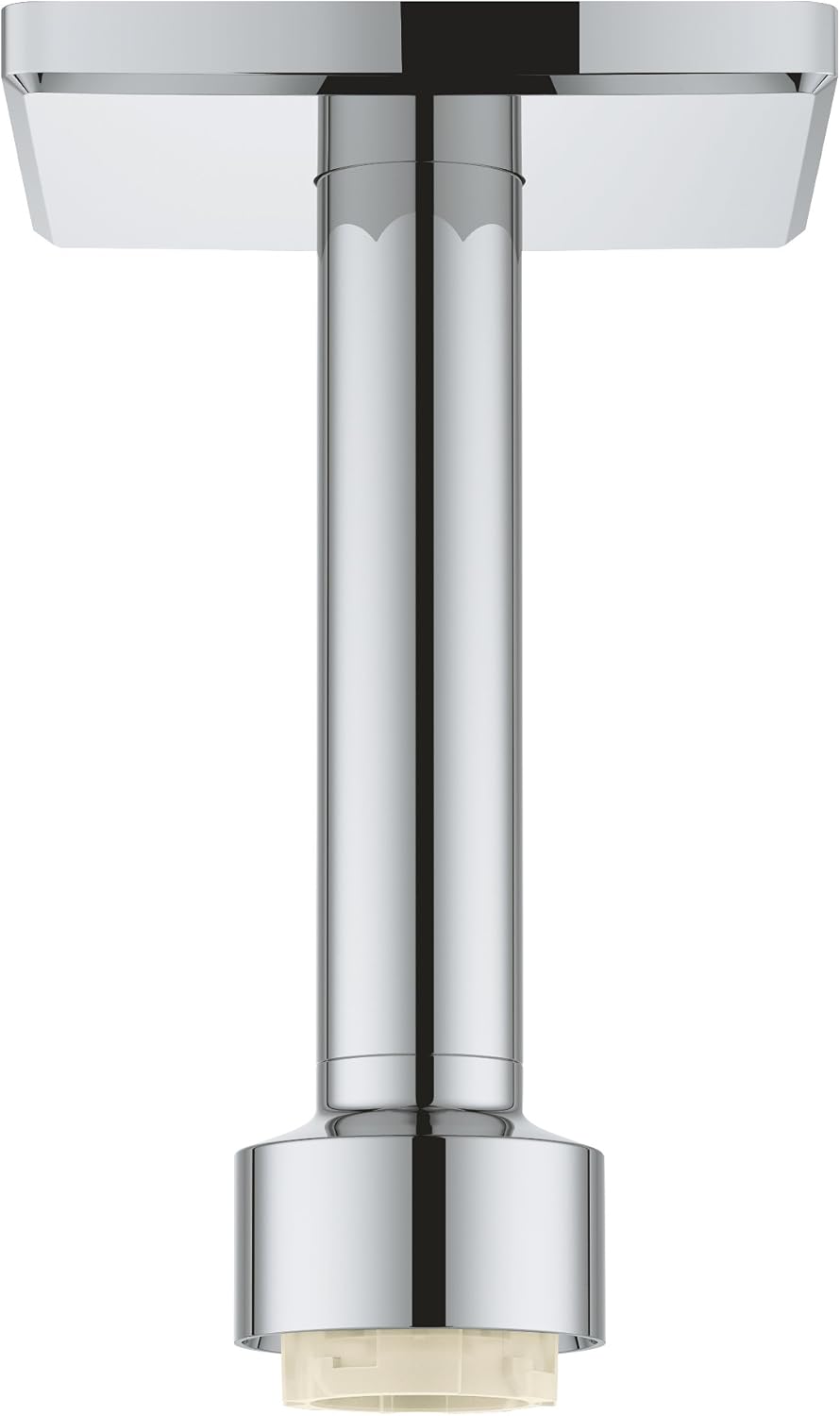 Avvicinamento view of the GROHE shower arm connection to the showerhead