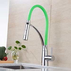 Moderno Simple Retro Cobre giratorio Grifo de fregadero de cocina fría