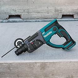 Makita XRH03Z 18V LXT Lithium-Ion Cordless 7/8-Inch