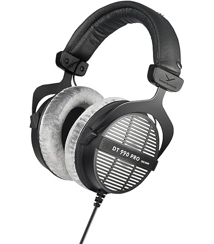 Open Box) Beyerdynamic - 'DT 770 Pro' Closed-Back Studio Reference
