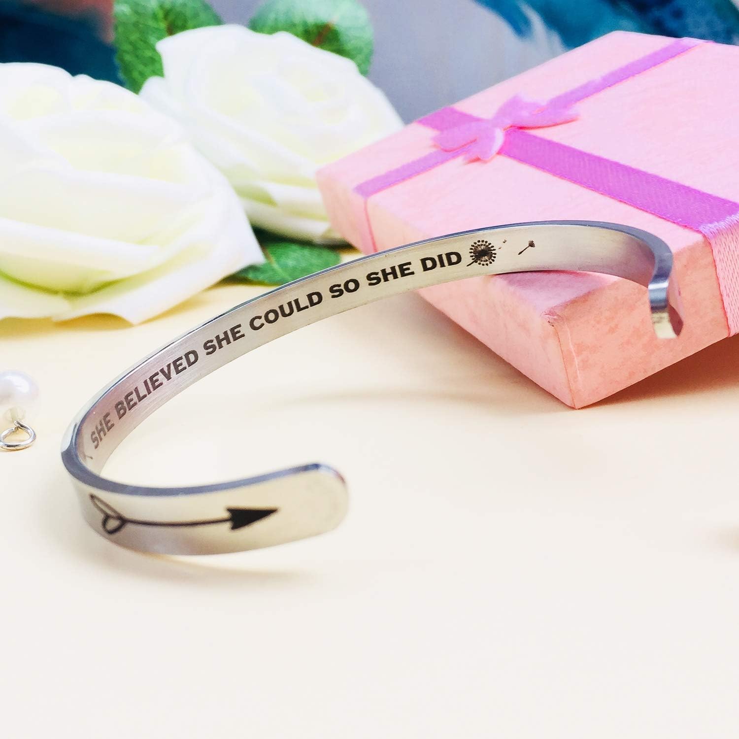 Inspirational Motivational Quote Engraved Bracelets Cuff Bracelets Stainless Steel Bracelet Gifts for Women Teen Girls Sister - Friend/Encouragement/Family Gift for Birthday/Christmas（She Believed）