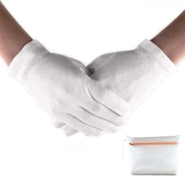 best way to moisturize hands overnight