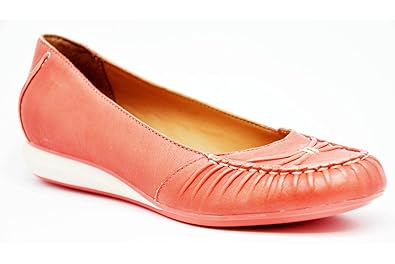 active clarks womens shoes