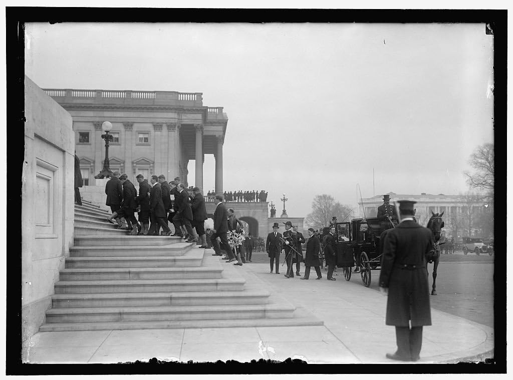 24 x 18 Art Canvas Wrapped Framed Print of Dewey, George. Admiral, U.S.N. Taking Coffin Into Capitol 1917 Harris & Ewing 07a