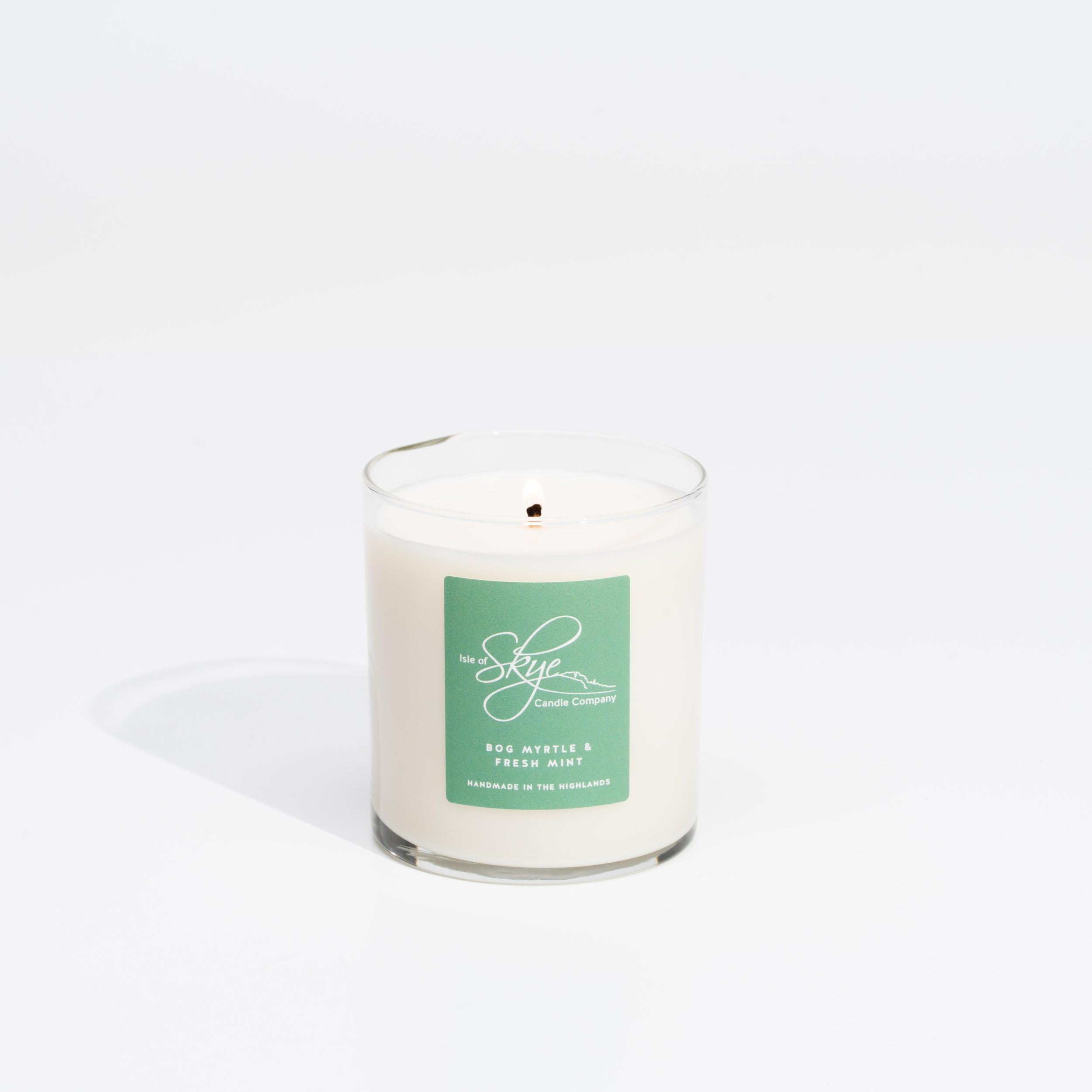 Isle of Skye Candle Company Bog Myrtle & Fresh Mint Scented Large Candle | Natural Soy Wax Candle | Handmade in Scotland | Premium Scented Candle | Elegant Tartan Packaging | 45 Hours Burn Time