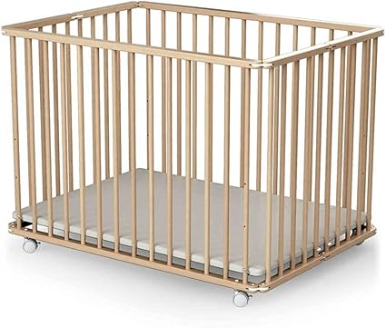 Parc Bebe Pliant A Roulettes En Bois Hetre Verni 74x102 Amazon Fr Bebes Puericulture