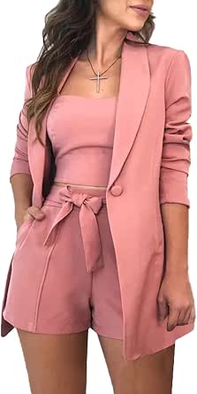 Amazon.com: Conjunto de blazer de 3 piezas para mujer con botones frontales  abiertos + tops cortos + pantalones cortos con cinturón, conjuntos de  trajes de negocios : Ropa, Zapatos y Joyería
